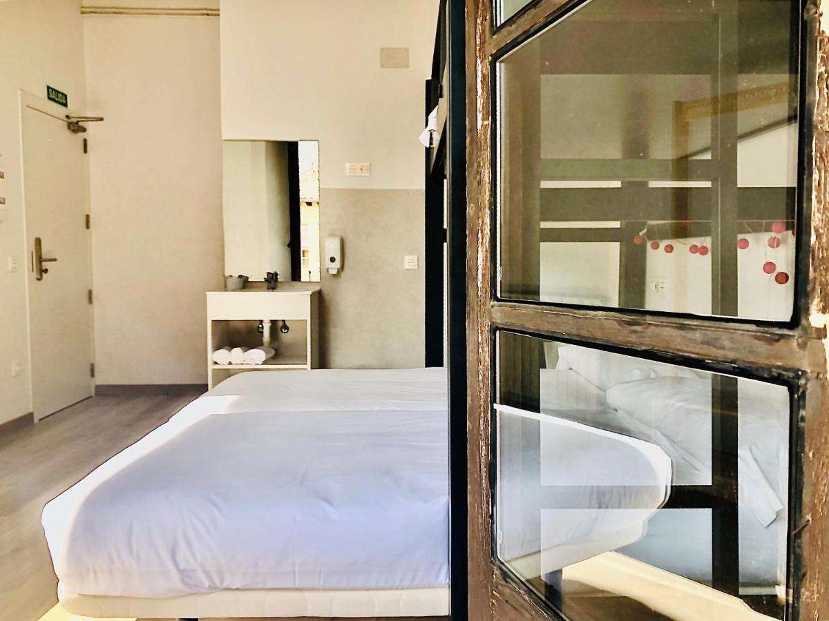 Quartier Leon Hostel Jabalquinto Екстериор снимка