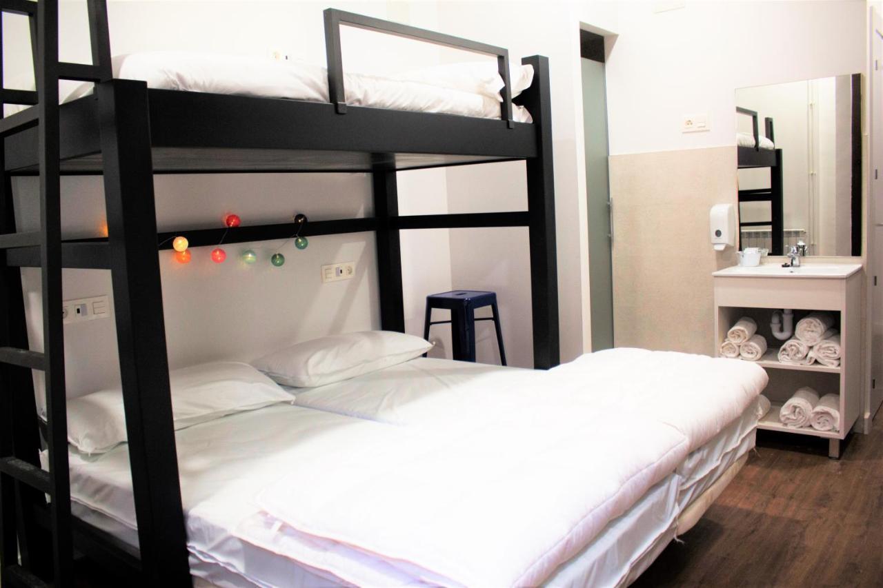 Quartier Leon Hostel Jabalquinto Екстериор снимка