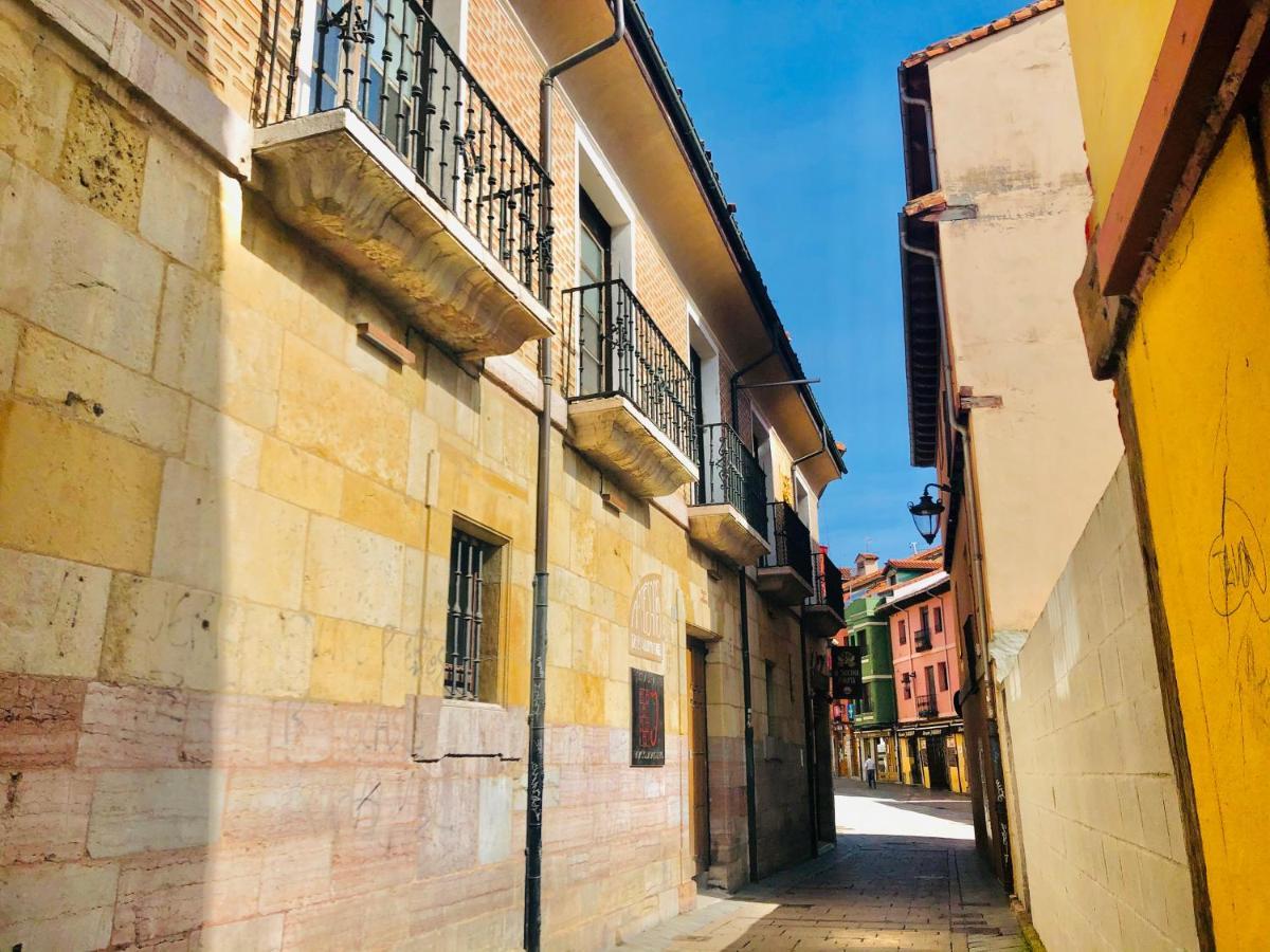 Quartier Leon Hostel Jabalquinto Екстериор снимка